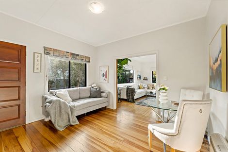 Photo of property in 11 Himikera Avenue, Avondale, Auckland, 1026