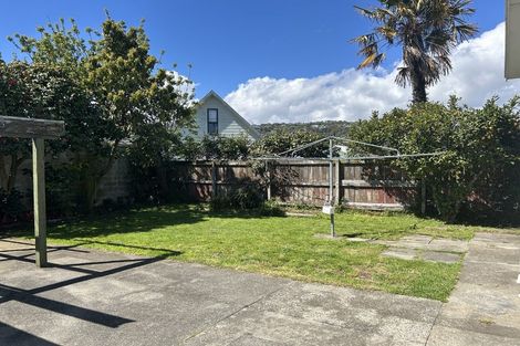 Photo of property in 90 Parkers Road, Tahunanui, Nelson, 7011