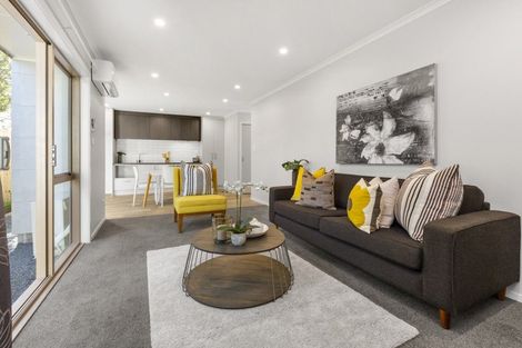 Photo of property in 2/10 Gazeley Avenue, Silverdale, Hamilton, 3216