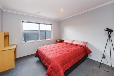 Photo of property in 8 Lorenzo Place, Kelvin Grove, Palmerston North, 4414