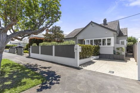 Photo of property in 1/118 Victoria Road, Devonport, Auckland, 0624