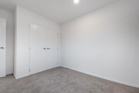 Photo of property in 4/535 Swanson Road, Ranui, Auckland, 0612