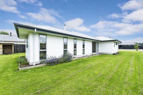 Photo of property in 16 Hobbs Street, Hororata, 7572