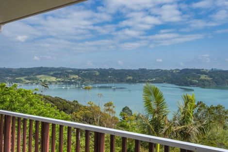 Photo of property in 90 Tahunatapu Road, Parua Bay, Whangarei, 0174
