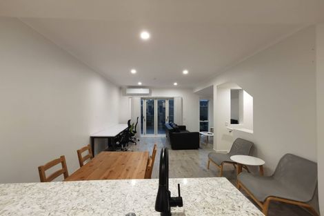 Photo of property in 2/218 Green Lane West, Epsom, Auckland, 1051