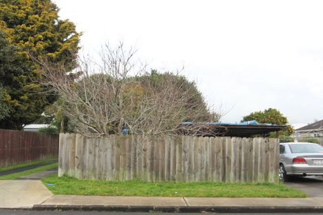 Photo of property in 3 Mcentee Street, Papakura, 2110