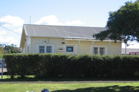 Photo of property in 48 Brandon Road, Glen Eden, Auckland, 0602