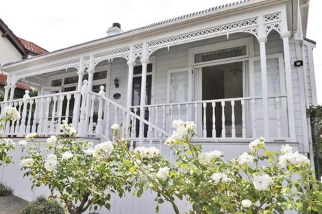 Photo of property in 6 King Edward Parade, Devonport, Auckland, 0624