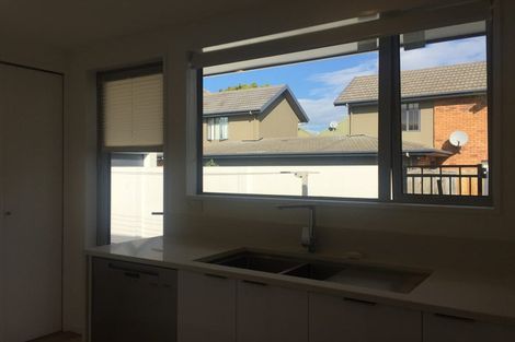 Photo of property in 4/33 Darvel Street, Riccarton, Christchurch, 8011