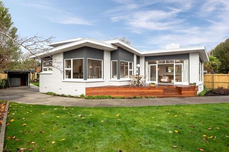 Photo of property in 38 Burnside Crescent, Burnside, Christchurch, 8053