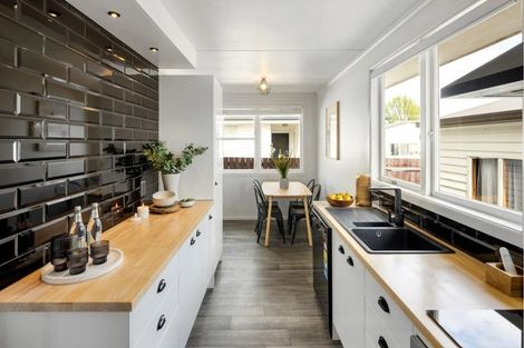 Photo of property in 74 Arnold Street, Leamington, Cambridge, 3432