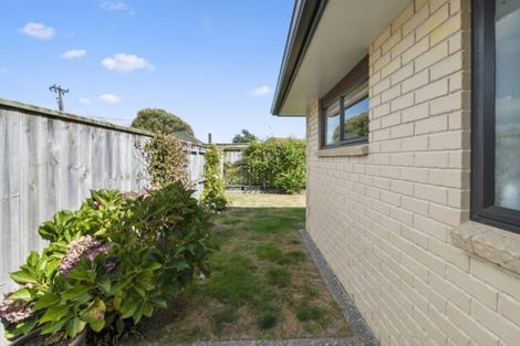Photo of property in 20 Ian Peter Way, Otaki, 5512