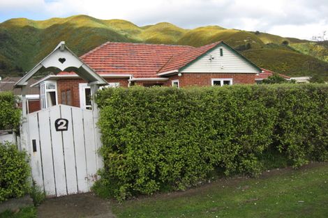 Photo of property in 2 Bell Road, Waiwhetu, Lower Hutt, 5010