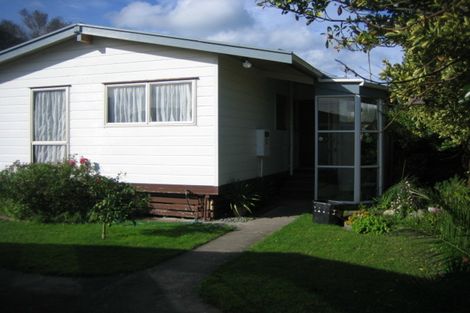 Photo of property in 65 Iranui Road, Inner Kaiti, Gisborne, 4010