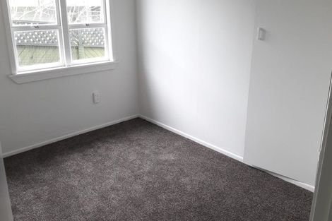 Photo of property in 19 Chivalry Road, Glenfield, Auckland, 0629