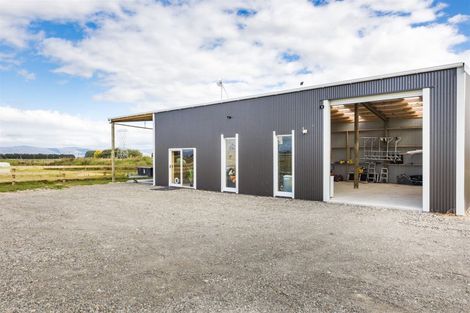 Photo of property in 1365 Rongotea Road, Kairanga, Palmerston North, 4475