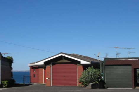 Photo of property in 261 Hurstmere Road, Takapuna, Auckland, 0622