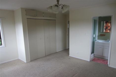 Photo of property in 13 Chester Road, Tawa, Wellington, 5028