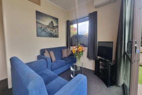Photo of property in 25 Sainsbury Road, Fernhill, Queenstown, 9300