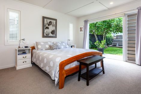Photo of property in 107 Riverview Road, Whangamata, 3620