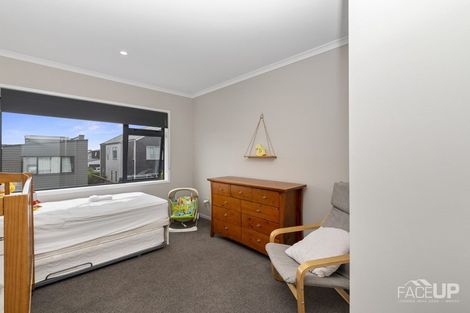 Photo of property in 6 Tuatua Road, Hobsonville, Auckland, 0616