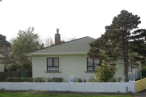 Photo of property in 123 Govett Avenue, Frankleigh Park, New Plymouth, 4310
