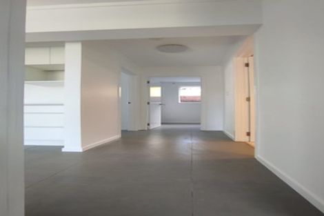 Photo of property in 18 Gretel Place, Hillcrest, Auckland, 0627