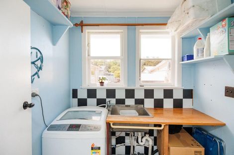 Photo of property in 48 Tweed Street, Roslyn, Palmerston North, 4414