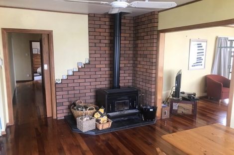 Photo of property in 131 Dimock Street, Titahi Bay, Porirua, 5022