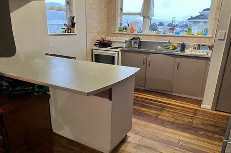 Photo of property in 249 Wellington Road, Wainuiomata, Lower Hutt, 5014