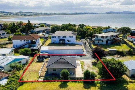 Photo of property in 32 Manaia View Road, One Tree Point, 0118