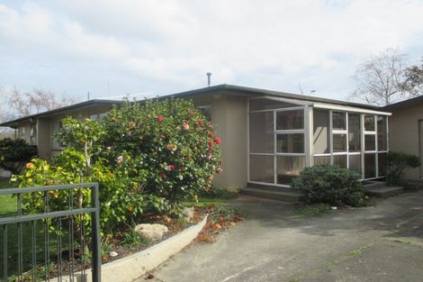 Photo of property in 1 Luton Street, Hokowhitu, Palmerston North, 4410
