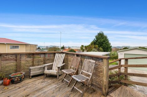 Photo of property in 14 Inverness Road, Western Heights, Rotorua, 3015
