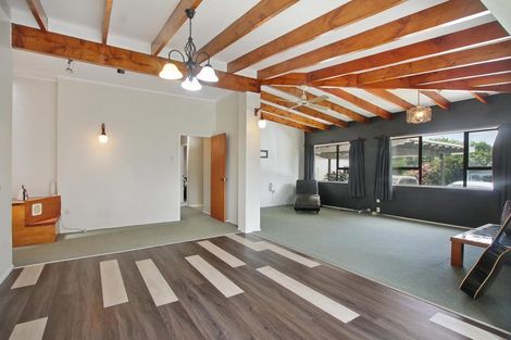 Photo of property in 9 Constable Road, Waiuku, 2123