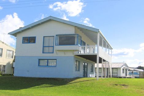 Photo of property in 307a Given Avenue, Whangamata, 3620