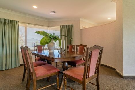 Photo of property in 4 Kingsgate Row, Havelock North, 4130