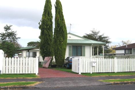 Photo of property in 3 Poinsettia Place, Henderson, Auckland, 0610