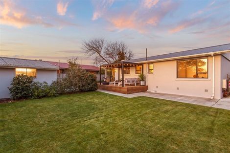 Photo of property in 3 Donnington Street, Parklands, Christchurch, 8083