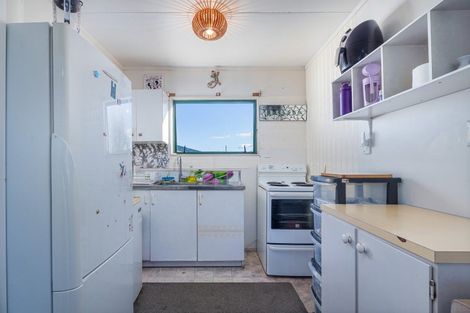 Photo of property in 96a Cook Drive, Whitianga, 3510