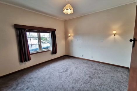 Photo of property in 130 Lake Crescent, Hamilton Lake, Hamilton, 3204