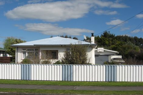 Photo of property in 33 Flower Street, Bulls, 4818