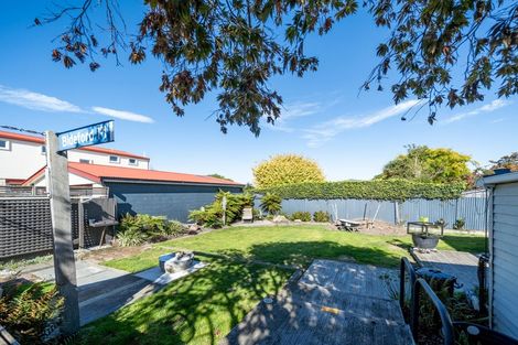 Photo of property in 14 Bideford Place, Dallington, Christchurch, 8061