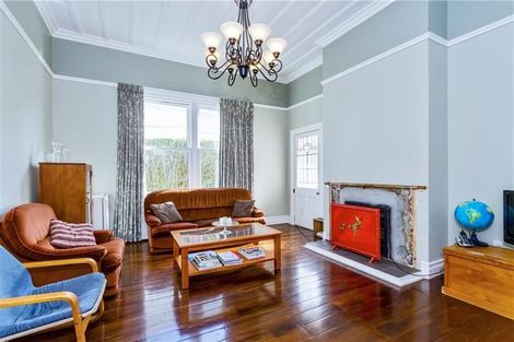 Photo of property in 11 Reimers Avenue, Mount Eden, Auckland, 1024