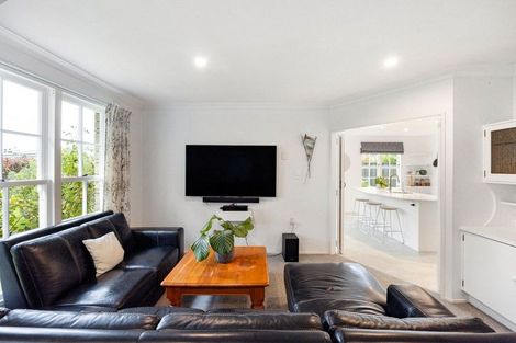 Photo of property in 56 Grosvenor Street, Cambridge, 3434