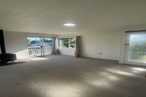Photo of property in 42 Claverdon Drive, Massey, Auckland, 0614
