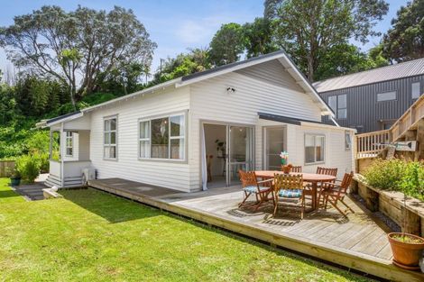 Photo of property in 6d Burns Street, Westown, New Plymouth, 4310