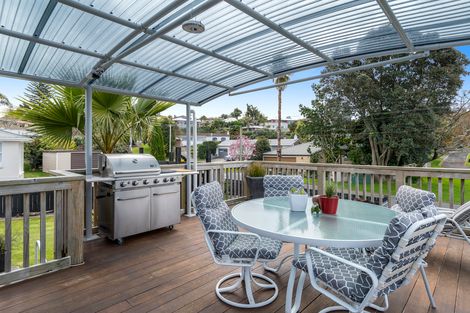 Photo of property in 22 Lynwood Place, Brookfield, Tauranga, 3110