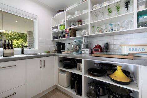 Photo of property in 16 Saint Michaels Avenue, Bethlehem, Tauranga, 3110