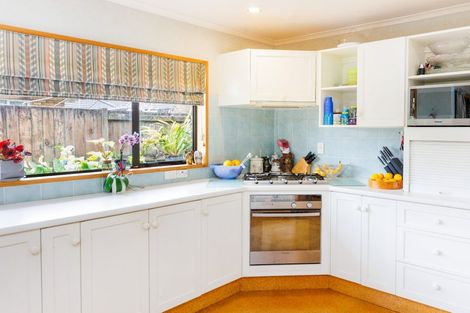 Photo of property in 36 Jefferson Crescent, Milson, Palmerston North, 4414