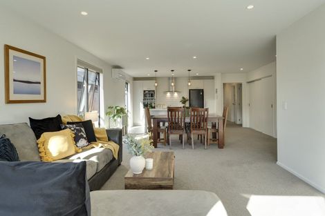 Photo of property in 9 Fallow Street, Jacks Point, 9371